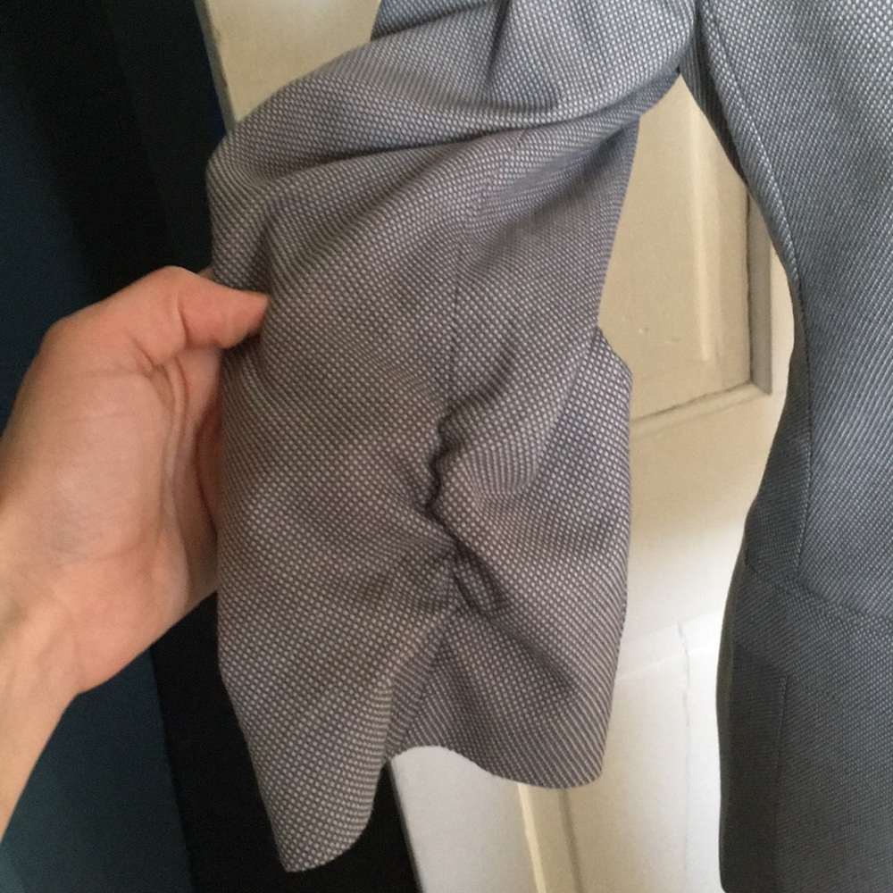 Blazer - Picture 2 of 5